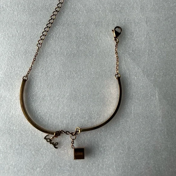 Love Charm Bracelet - Picture 4 of 9